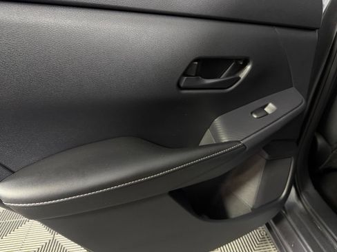 Used 2025 Nissan Sentra SV w/ All-Weather Package FWD image 27