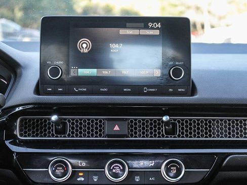 Used 2023 Honda Civic Sport image 13