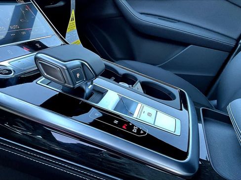 New 2026 Audi Q7 3.0T Premium Plus image 7