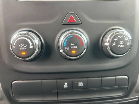 Used 2014 RAM 1500 Express AWD/4WD image 26