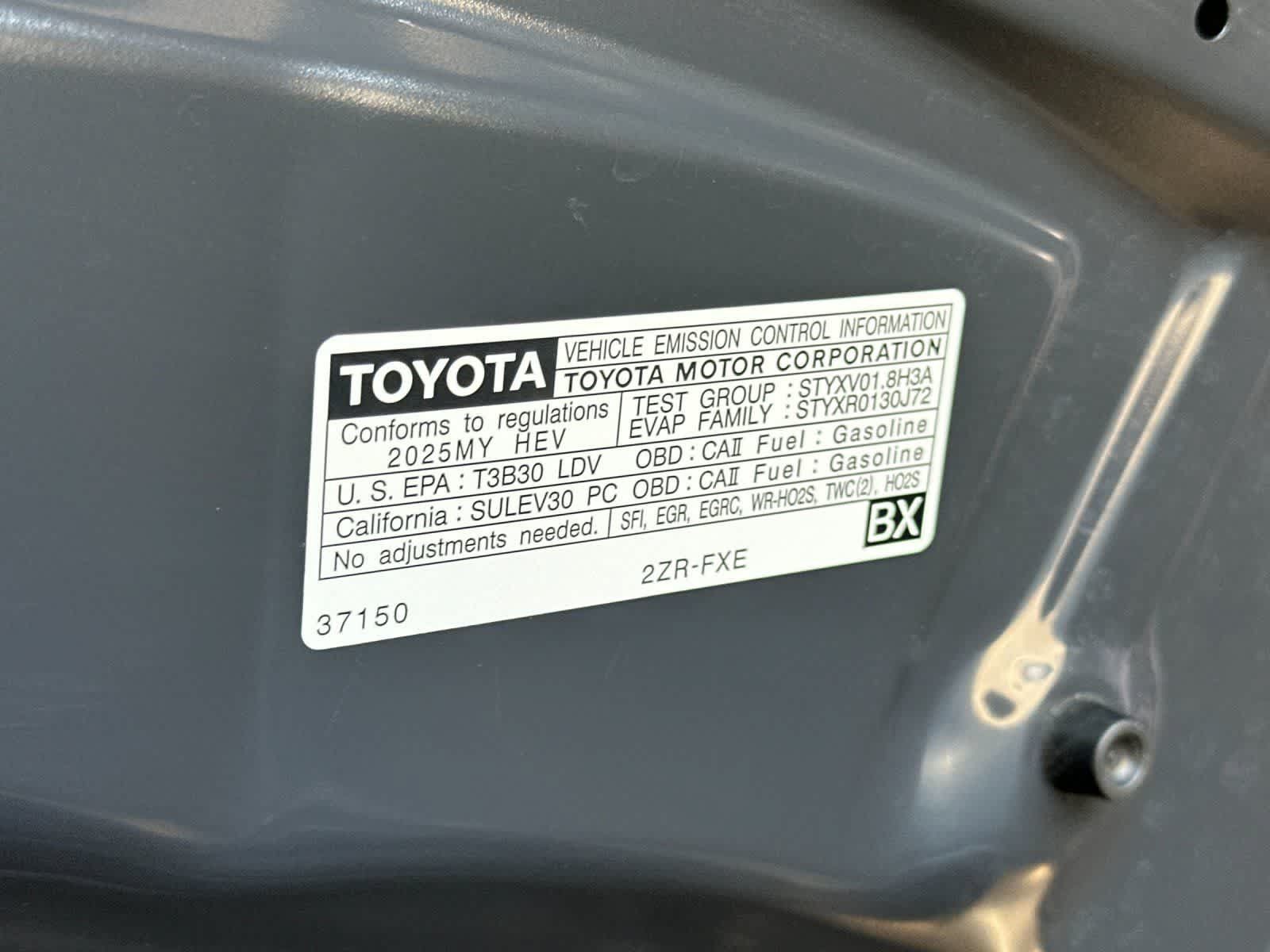 Used 2025 Toyota Corolla LE FWD image 28