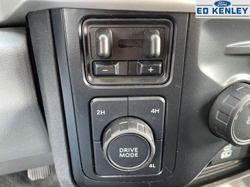 Used 2024 Ford F250 XLT image 9