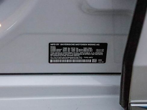 Used 2023 BMW X7 xDrive40i image 33