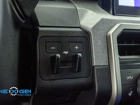 Used 2025 Toyota 4Runner Trailhunter AWD/4WD image 16