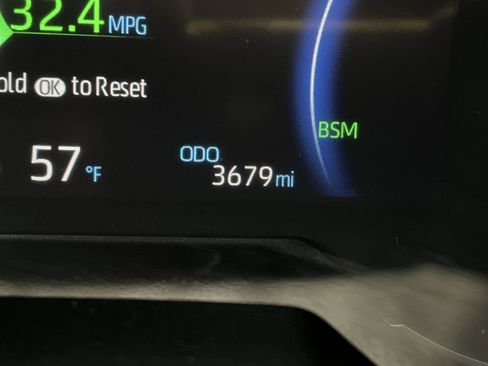 Used 2025 Toyota RAV4 XLE image 17