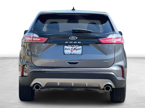 Used 2024 Ford Edge Titanium image 5