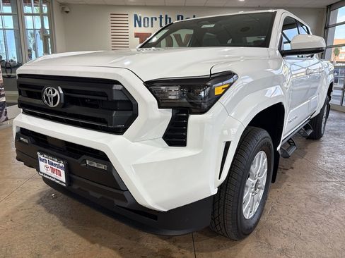 New 2025 Toyota Tacoma SR5 image 6