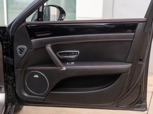 Used 2018 Bentley Flying Spur S V8 AWD/4WD image 51