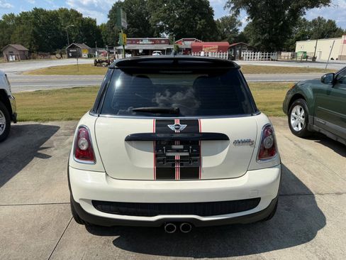 Used 2010 MINI Cooper S FWD image 2