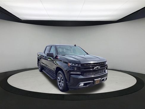 Used 2019 Chevrolet Silverado 1500 RST AWD/4WD image 2