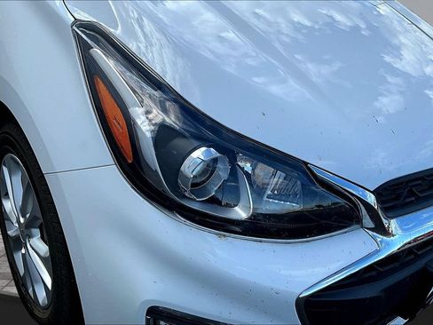 Used 2019 Chevrolet Spark LT FWD image 32