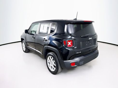 Used 2023 Jeep Renegade Latitude AWD/4WD image 29