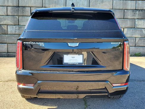 Certified 2025 Cadillac Escalade IQ Sport 2 AWD/4WD image 3