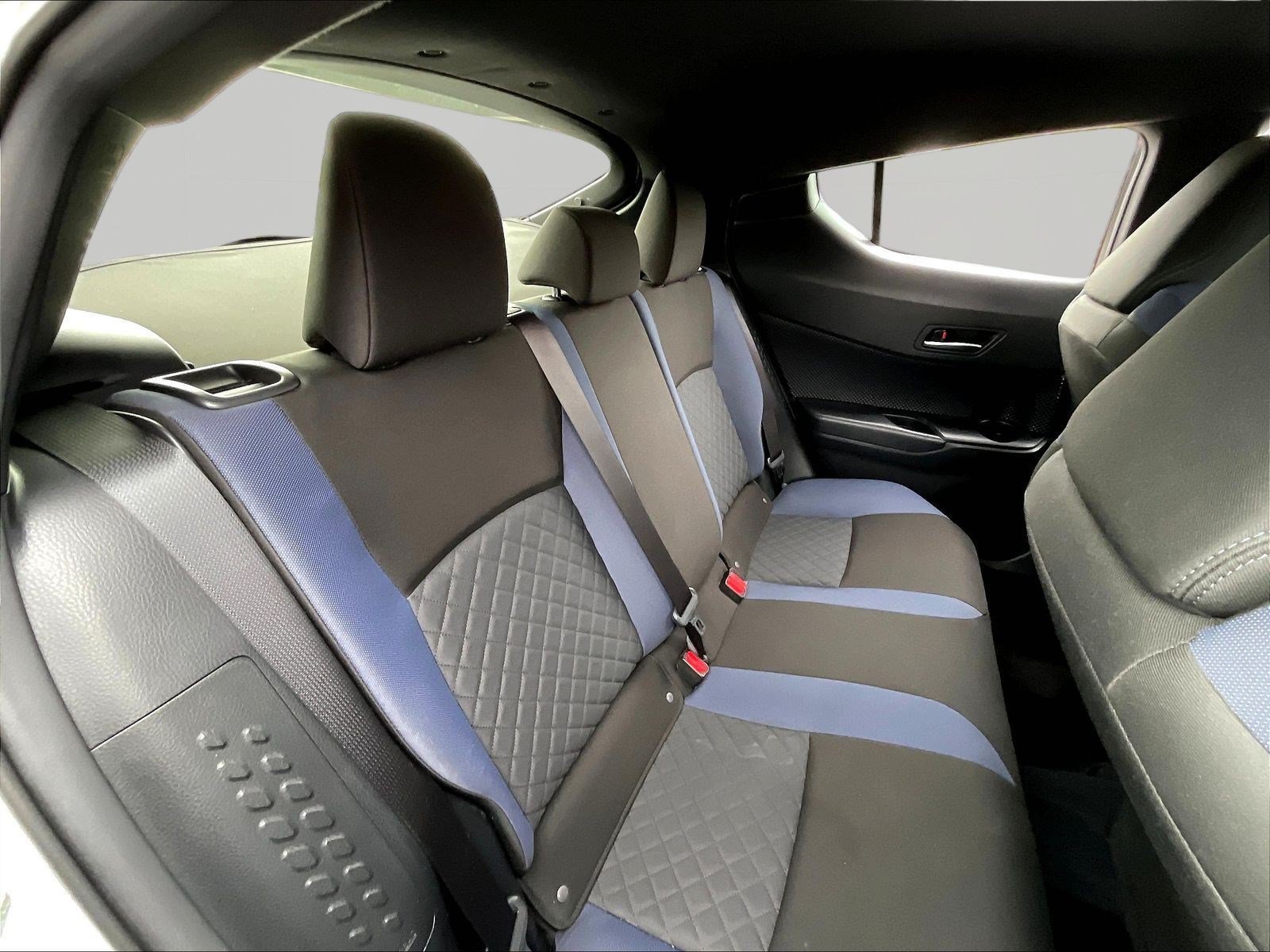 Used 2021 Toyota C-HR XLE FWD image 24