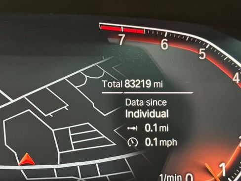 Used 2023 BMW X6 xDrive40i w/ M Sport Package image 16