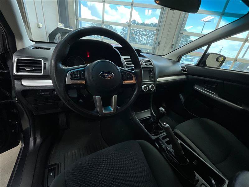 Used 2017 Subaru Crosstrek 2.0i AWD/4WD image 12