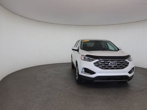 Used 2024 Ford Edge Titanium w/ Equipment Group 301A AWD/4WD image 5