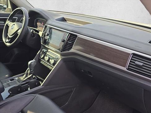 Used 2019 Volkswagen Atlas SEL R-Line image 23