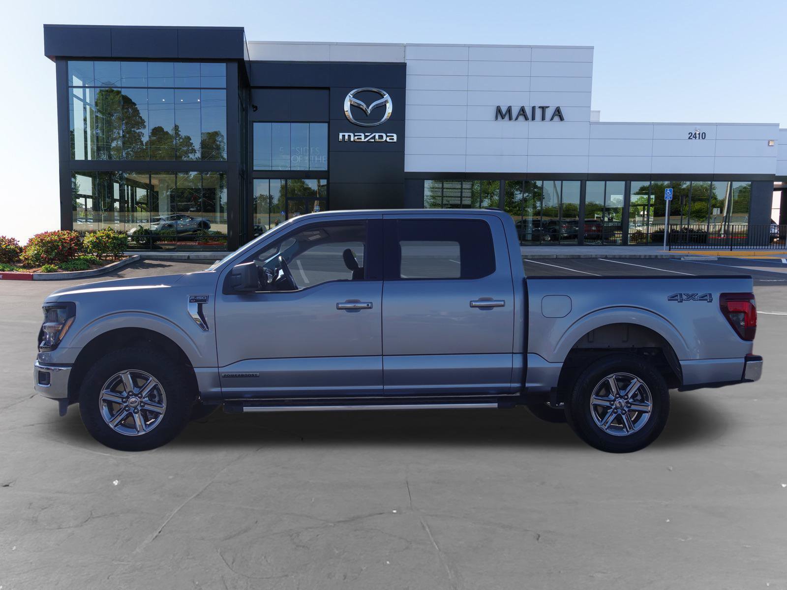 Used 2025 Ford F150 XLT w/ Equipment Group 301A Standard AWD/4WD image 6