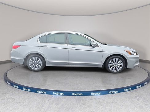 Used 2011 Honda Accord EX image 5