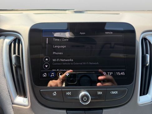 Used 2023 Chevrolet Malibu LS FWD image 27