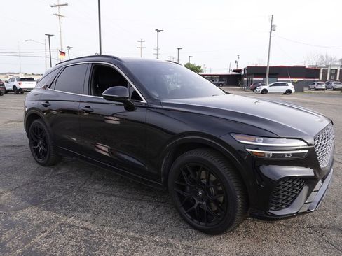 Used 2022 Genesis GV70 3.5T Sport w/ Sport Advanced Package image 10