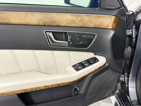 Used 2011 Mercedes-Benz E 350 BlueTEC Sedan image 15