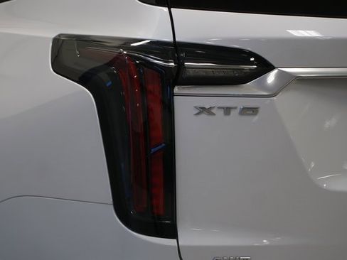 New 2025 Cadillac XT6 Sport image 4