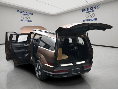 New 2026 Hyundai Santa Fe Limited FWD image 23