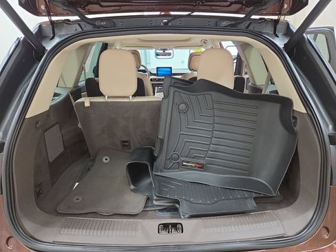 Used 2020 Lincoln Aviator Reserve w/ Equipment Group 201A AWD/4WD image 9
