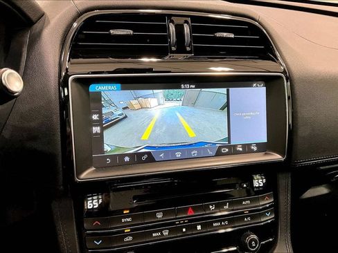 Used 2020 Jaguar F-PACE Prestige AWD/4WD image 14
