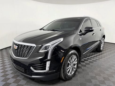 Used 2021 Cadillac XT5 Premium Luxury AWD/4WD image 2