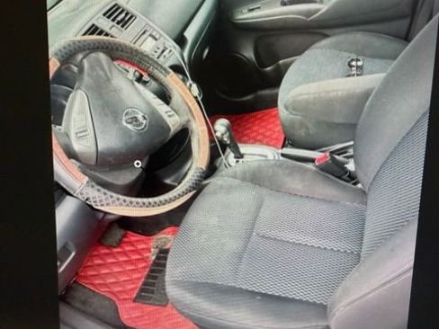 Used 2014 Nissan Versa Note SV w/ Sport Value Package image 3