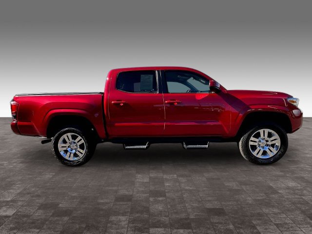 Used 2021 Toyota Tacoma SR AWD/4WD image 8
