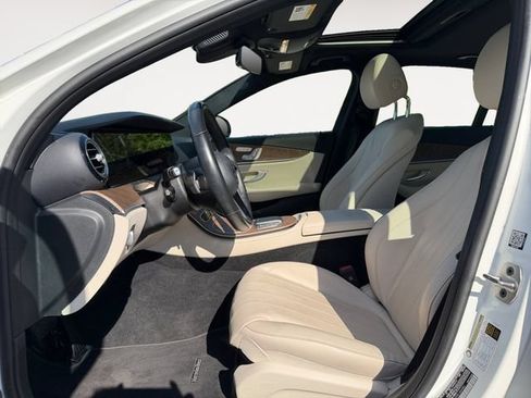 Certified 2023 Mercedes-Benz E 350 4MATIC Sedan image 11