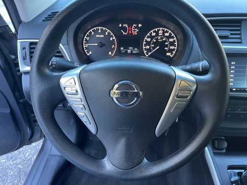 Used 2017 Nissan Sentra S image 18