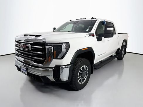 Used 2024 GMC Sierra 3500 SLE w/ SLE Convenience Package AWD/4WD image 3