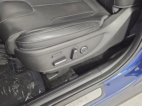 Used 2022 Hyundai Santa Fe Calligraphy w/ Cargo Package image 23