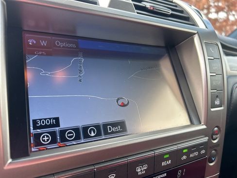 Used 2020 Lexus GX 460 Luxury image 16