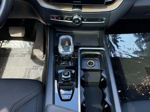 Certified 2026 Volvo XC60 B5 Plus AWD/4WD image 15