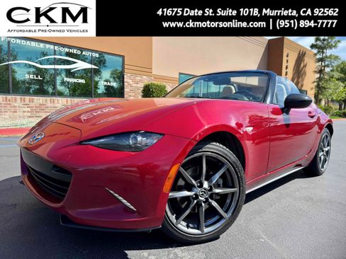 Used 2016 MAZDA MX-5 Miata Grand Touring RWD image 1