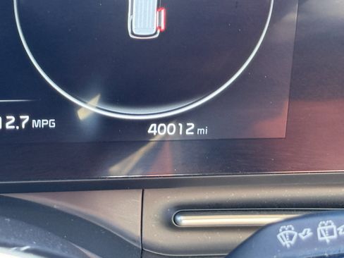 Certified 2024 Kia Carnival SX image 27