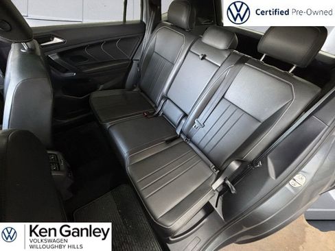 Used 2023 Volkswagen Tiguan SE R-Line AWD/4WD image 18