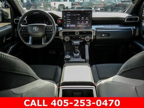 Used 2025 Toyota Tacoma TRD Off-Road AWD/4WD image 47