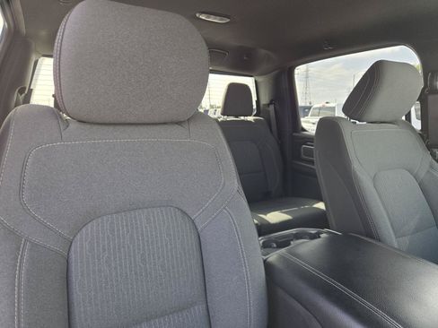 Used 2022 RAM 1500 Big Horn AWD/4WD image 32