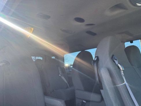 Used 2012 Ford E-350 and Econoline 350 XLT image 18