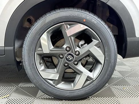 New 2026 Hyundai Venue SEL FWD image 44