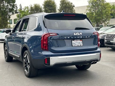 Used 2024 Kia Telluride S w/ S Sunroof Package FWD image 2