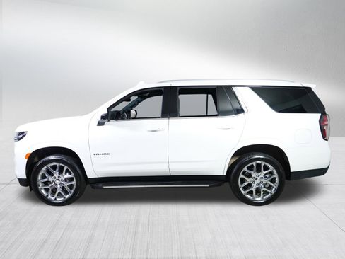 Used 2024 Chevrolet Tahoe LT w/ LT Signature Package AWD/4WD image 4