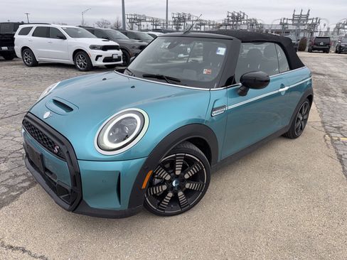 Used 2024 MINI Cooper S w/ Seaside Edition image 2
